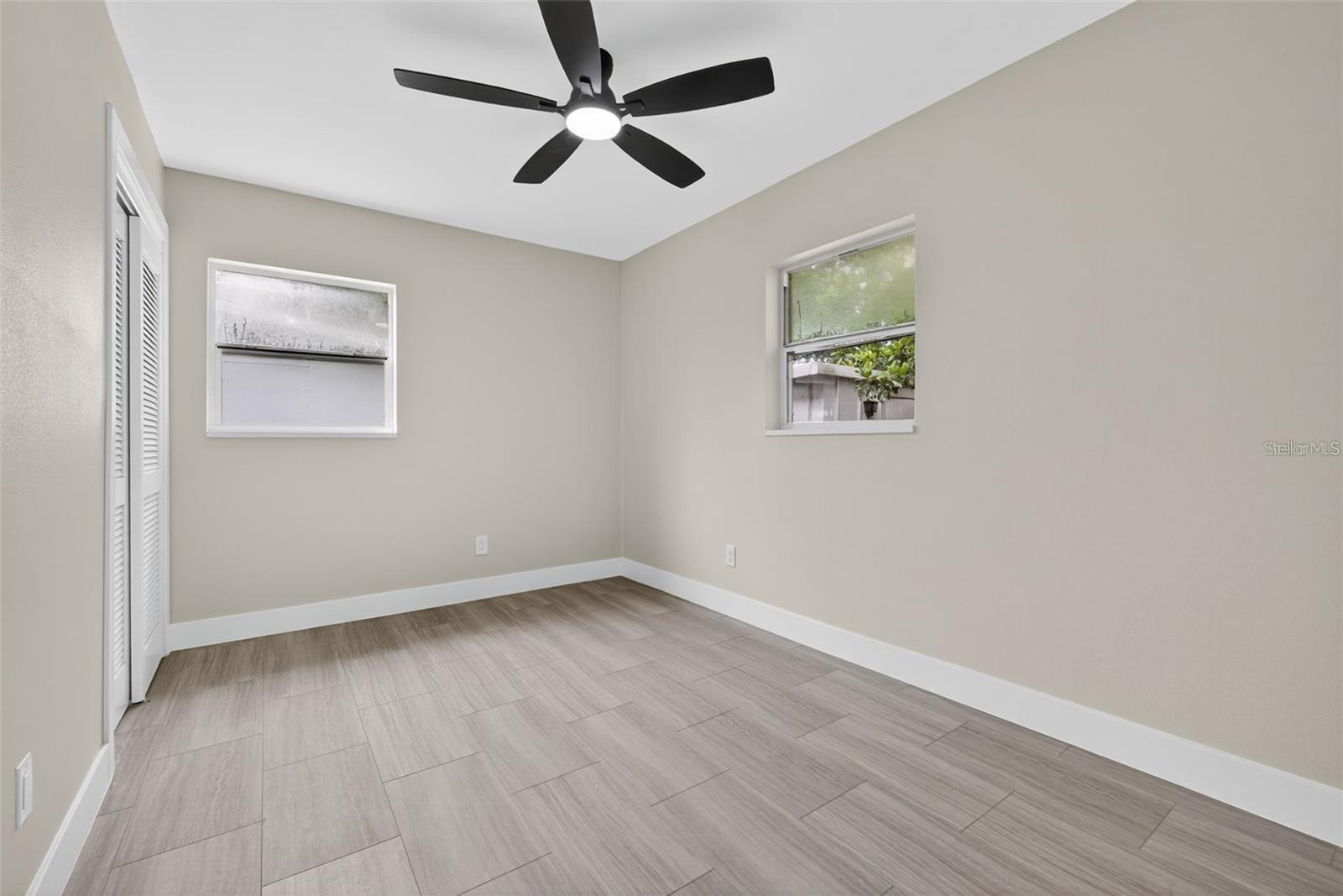 Image 13 of 41 For 413 Country Club Drive