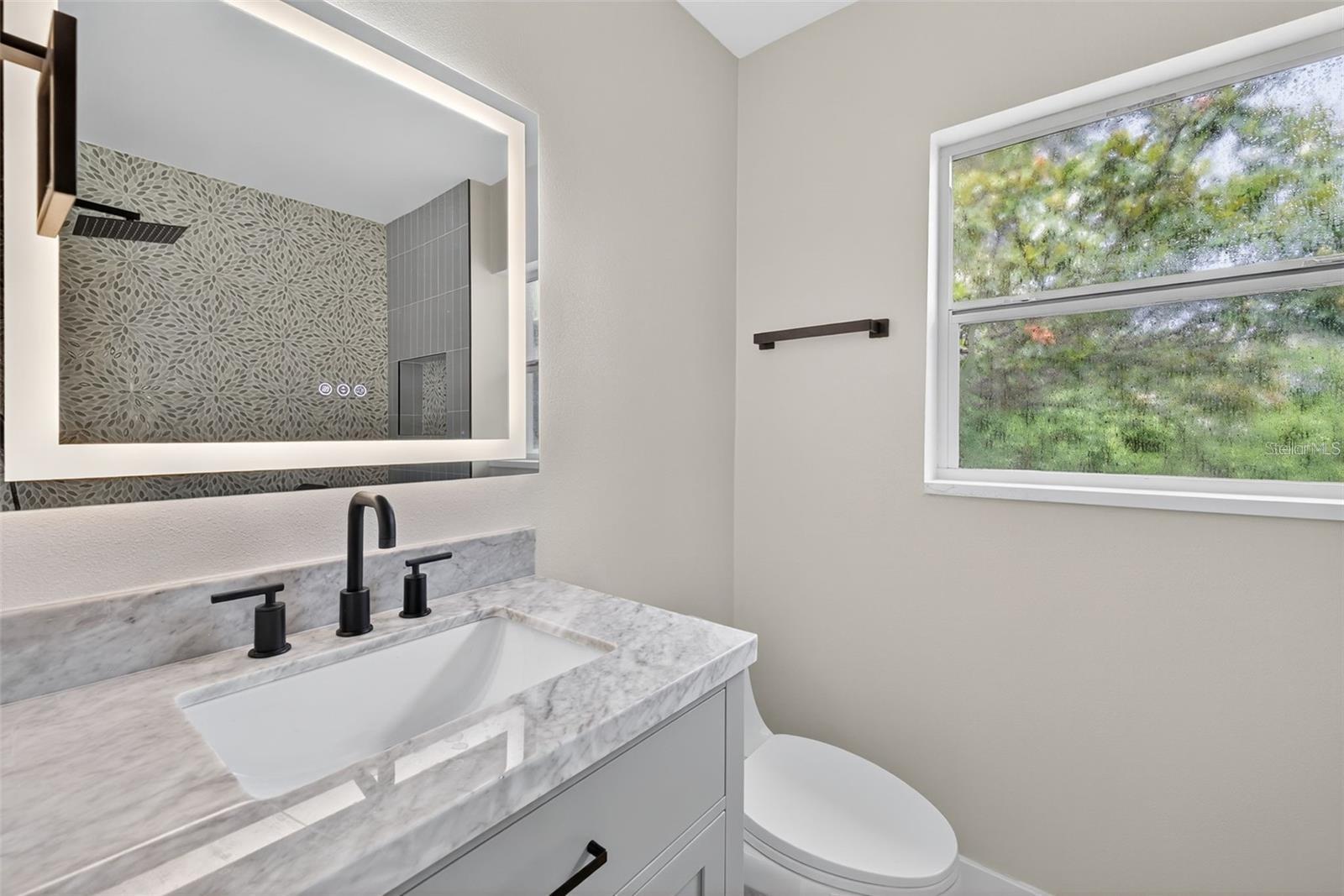 Image 17 of 41 For 413 Country Club Drive