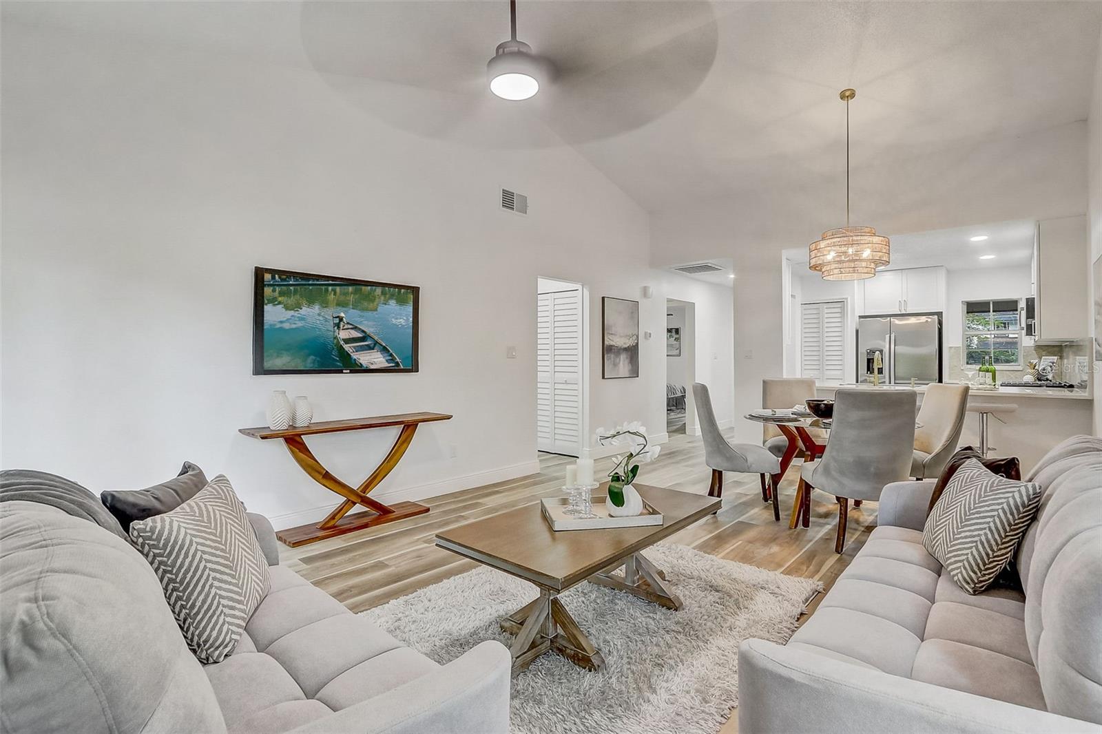 Image 10 of 25 For 260 Post Way