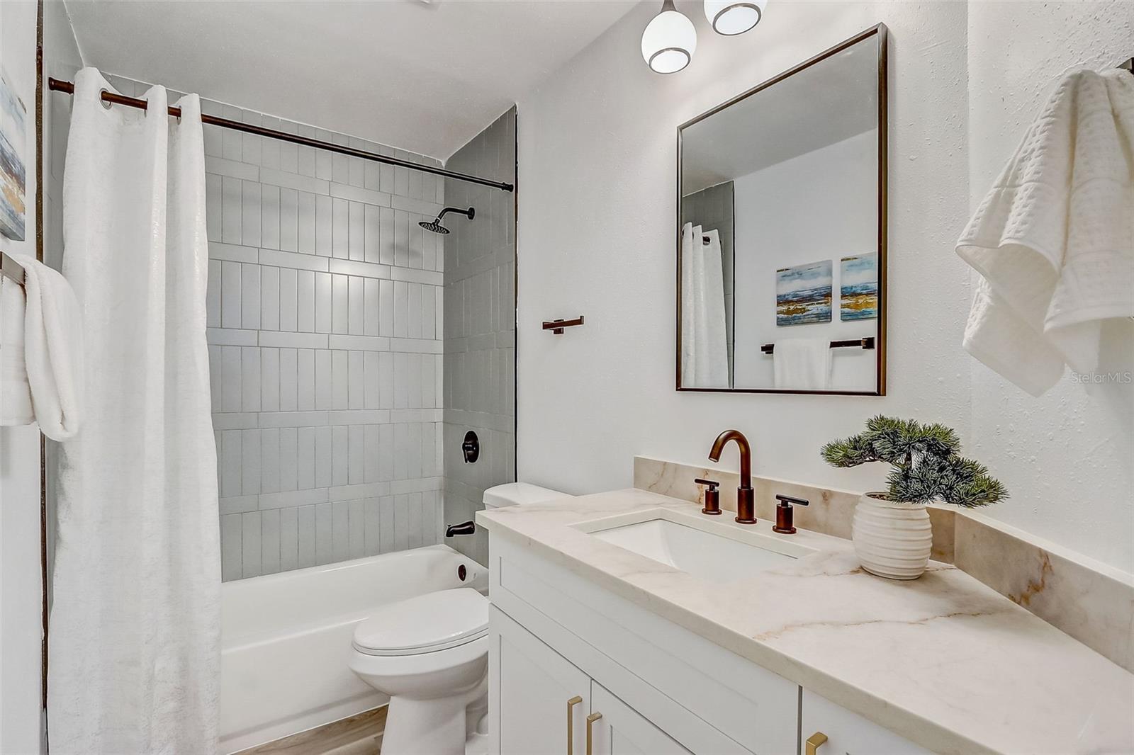 Image 13 of 25 For 260 Post Way