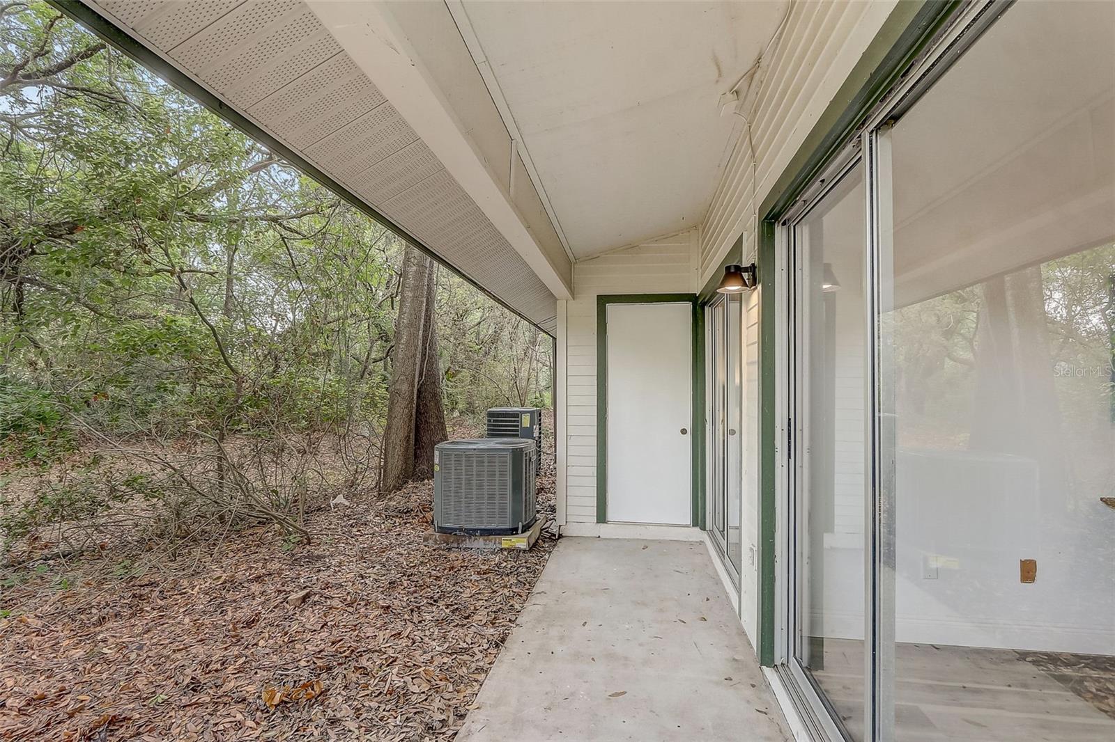 Image 20 of 25 For 260 Post Way