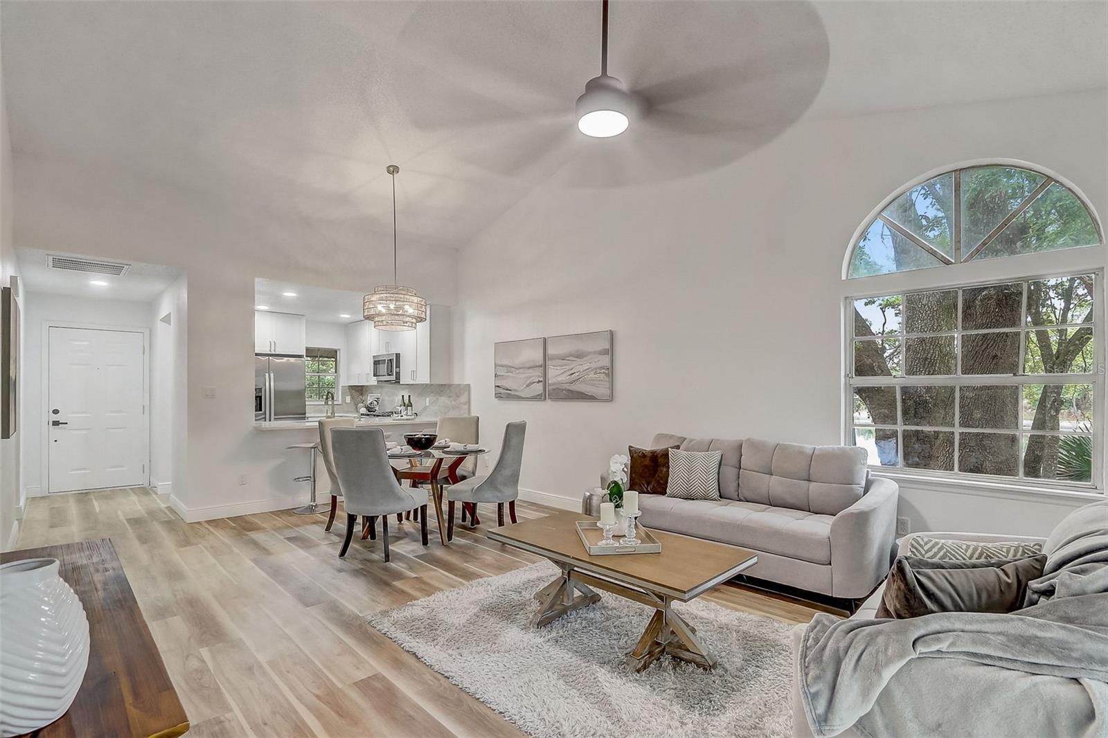 Image 9 of 25 For 260 Post Way