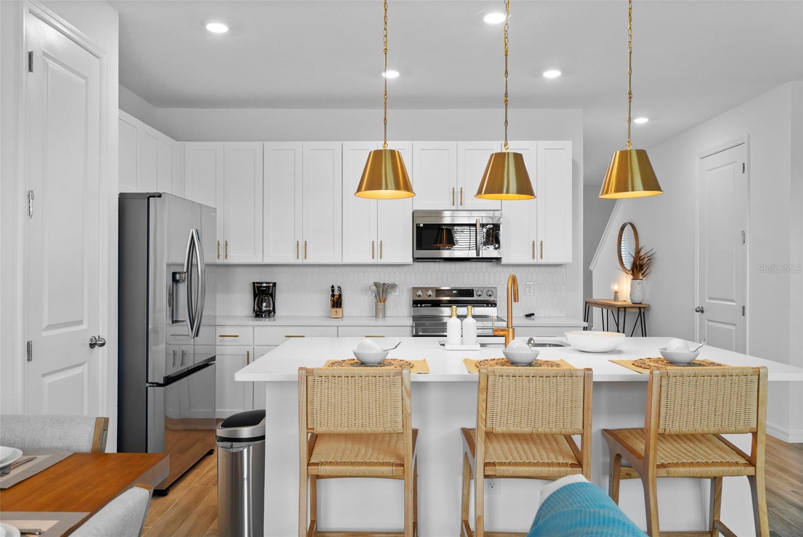 Image 9 of 28 For 642 Longboat Drive