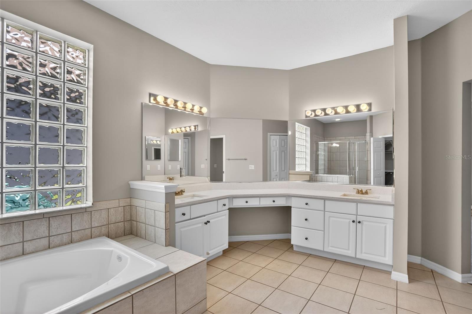 Image 29 of 50 For 8852 Great Cove Drive