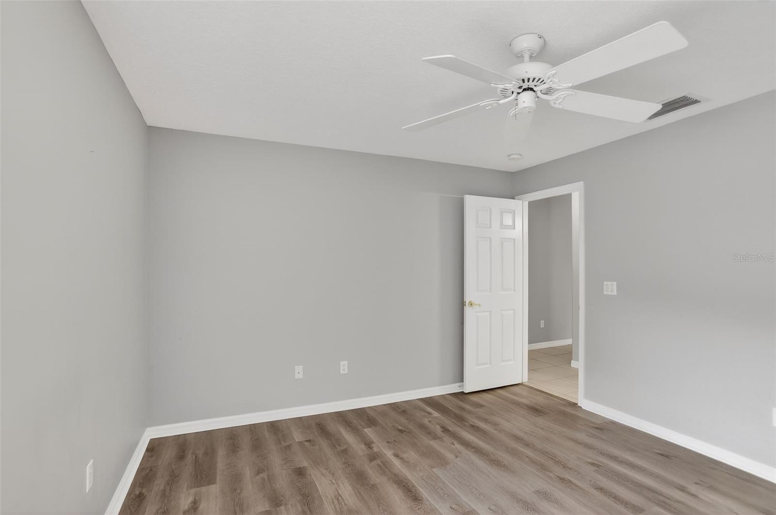 Image 36 of 50 For 8852 Great Cove Drive