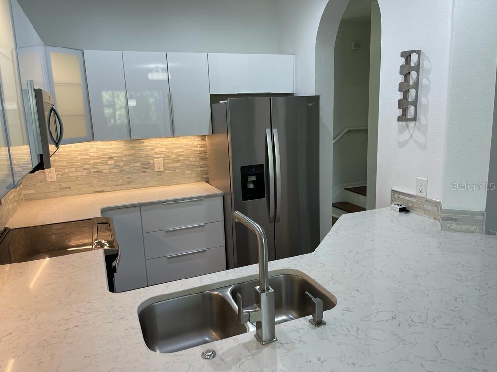 Image 11 of 39 For 3153 Capri Isle Way