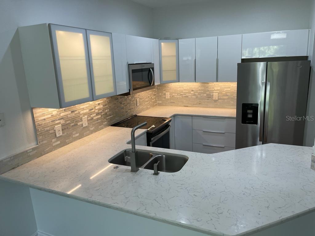 Image 12 of 39 For 3153 Capri Isle Way