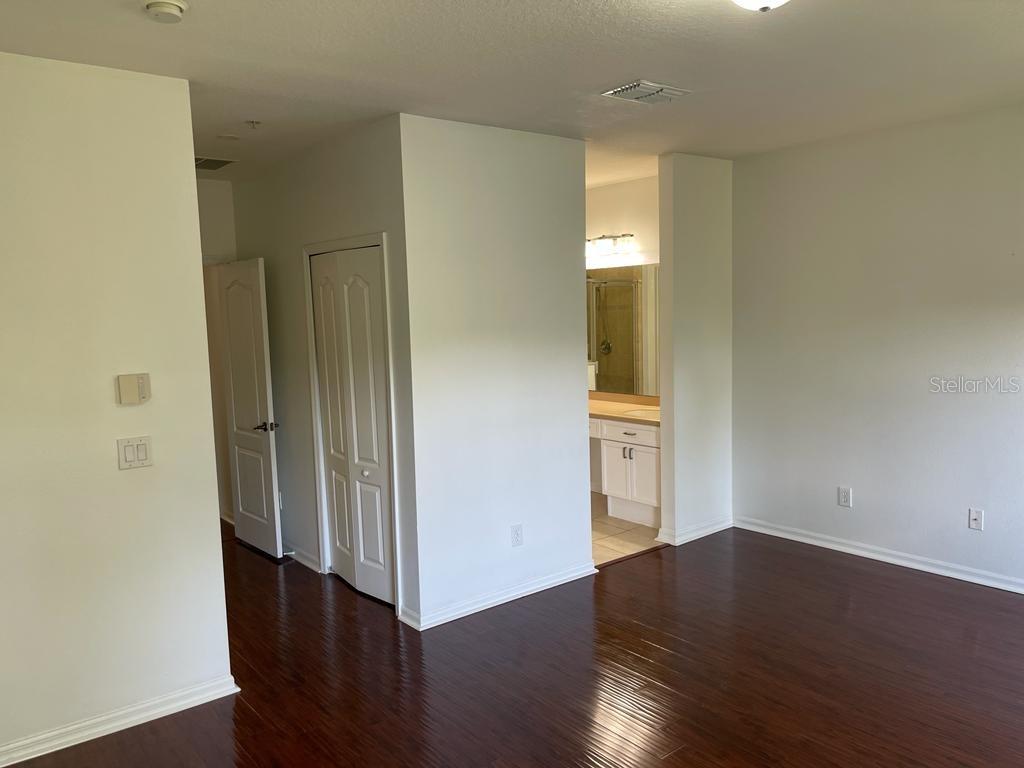 Image 24 of 39 For 3153 Capri Isle Way