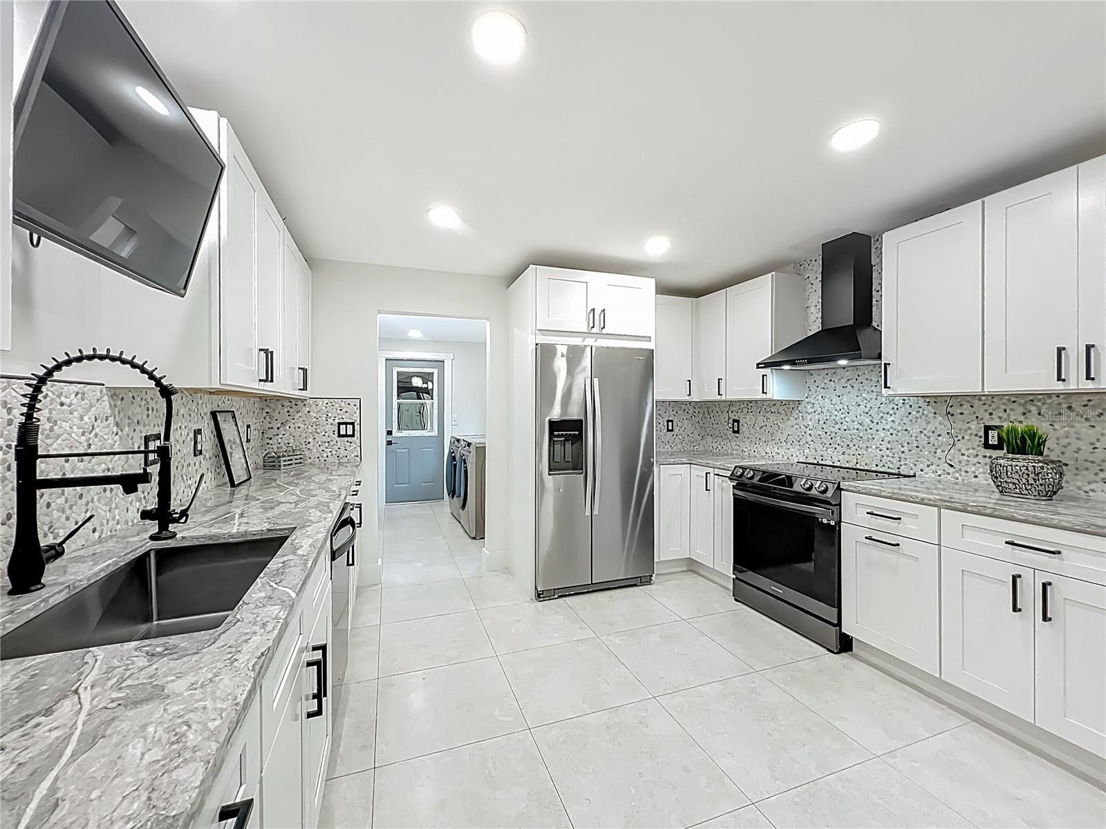 Image 16 of 58 For 207 Weeping Elm Lane