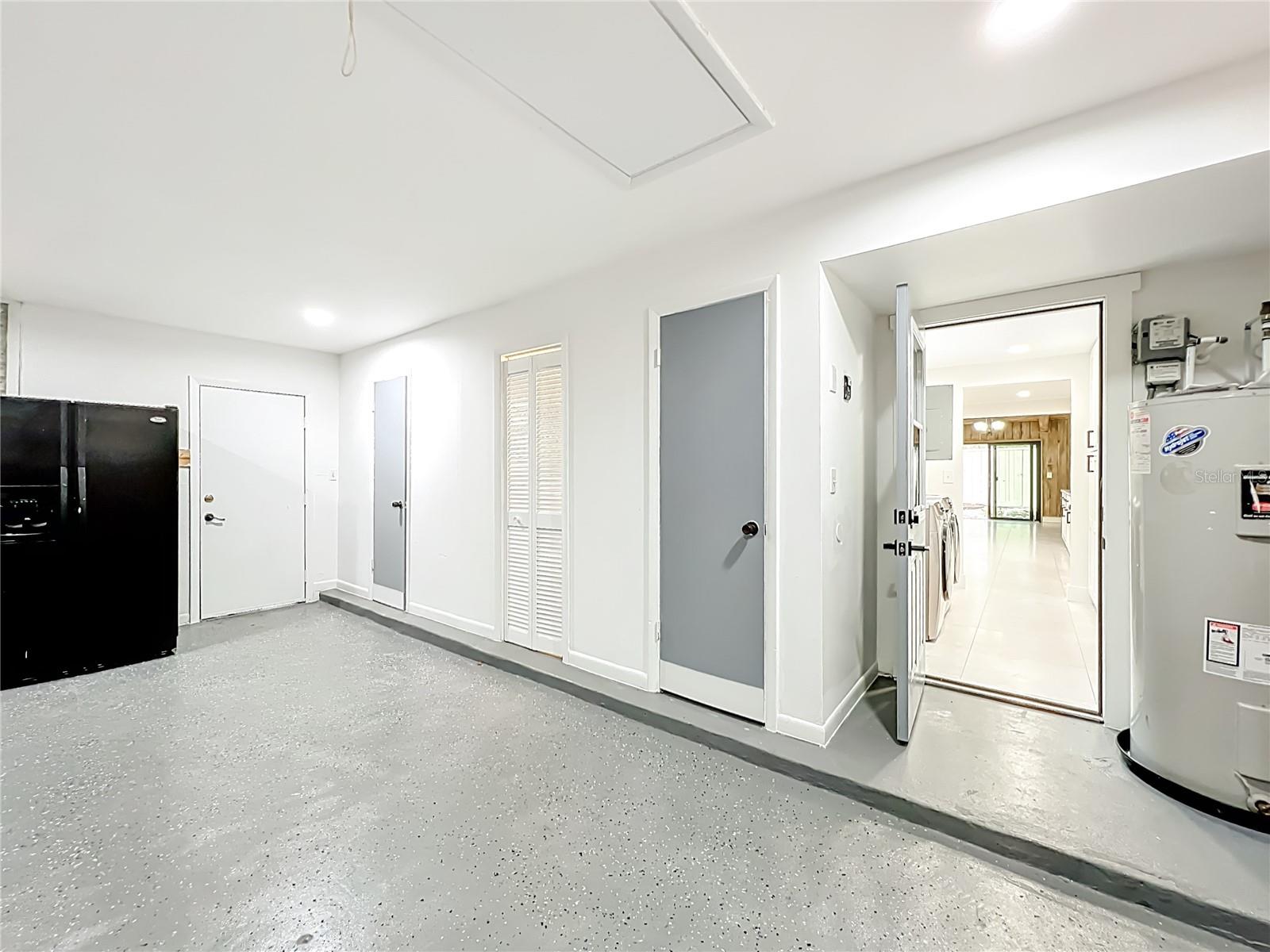 Image 39 of 58 For 207 Weeping Elm Lane