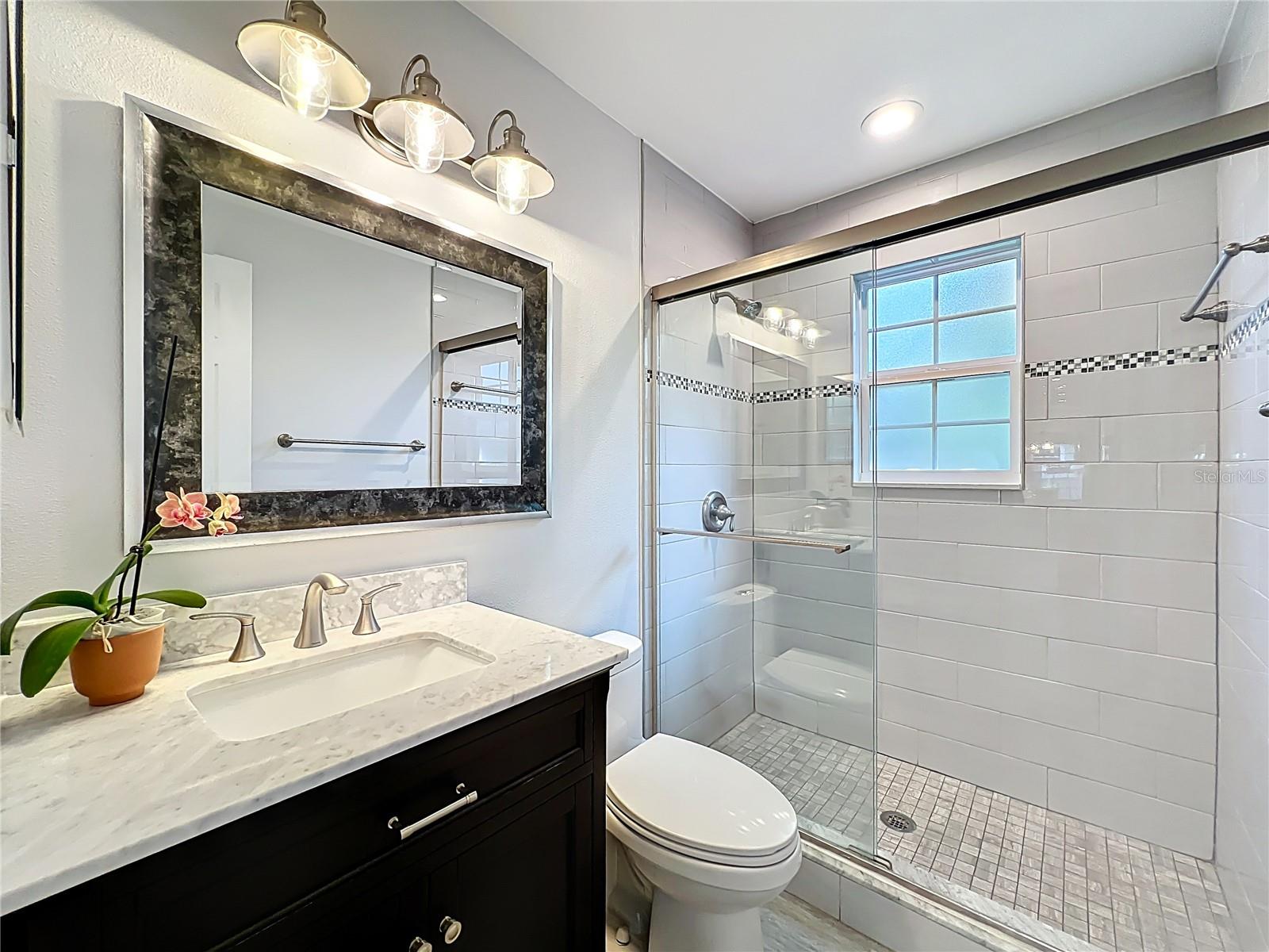 Image 17 of 28 For 630 Falcon Court