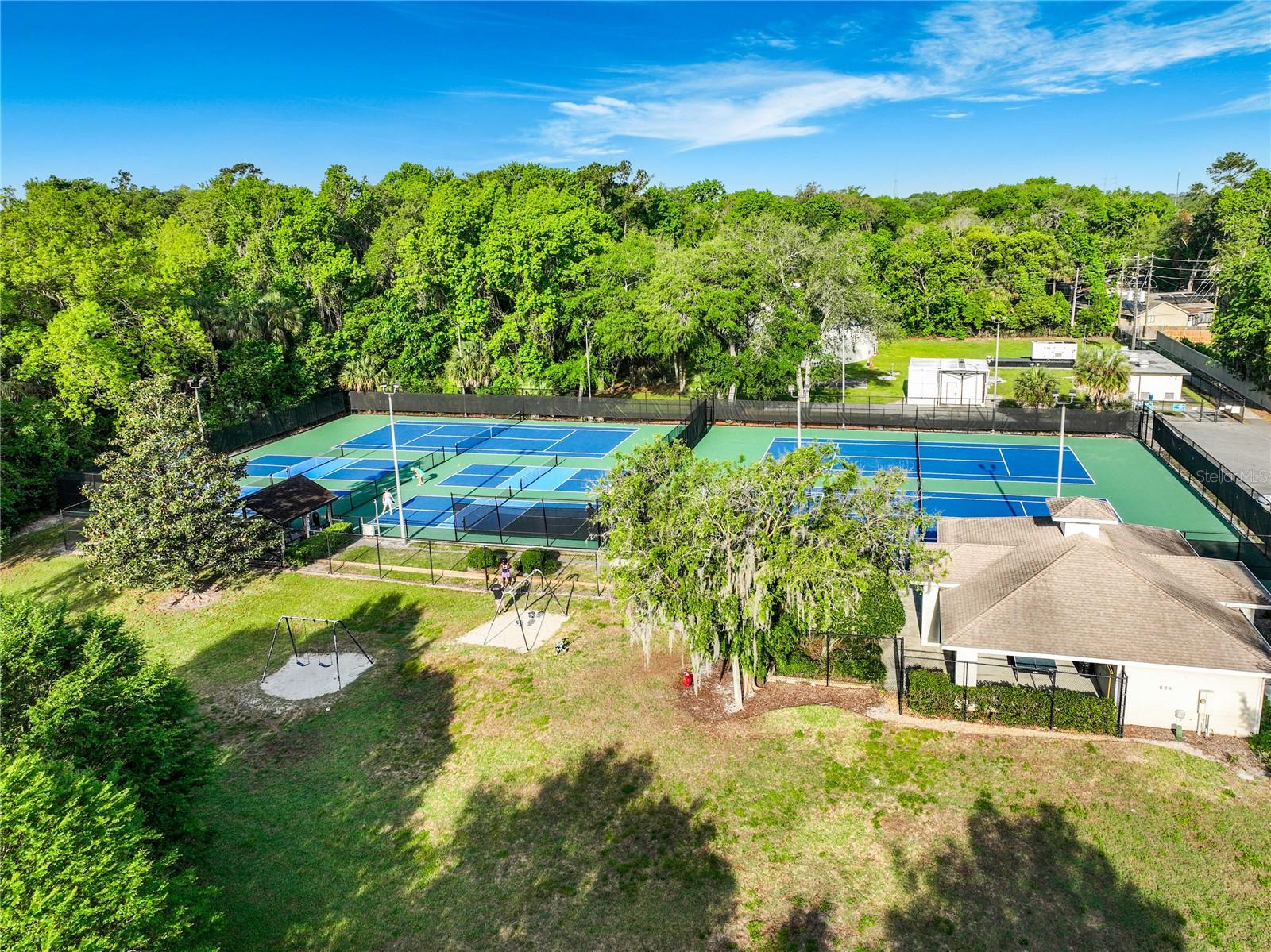 Image 28 of 28 For 630 Falcon Court