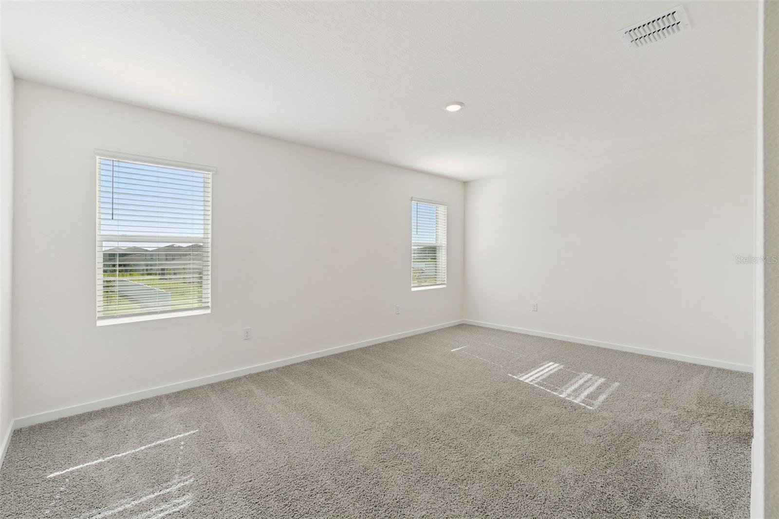 Image 19 of 29 For 2113 Walnut Creek Drive