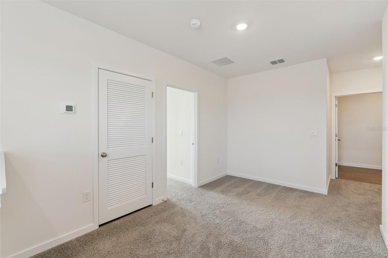 Image 21 of 29 For 2113 Walnut Creek Drive