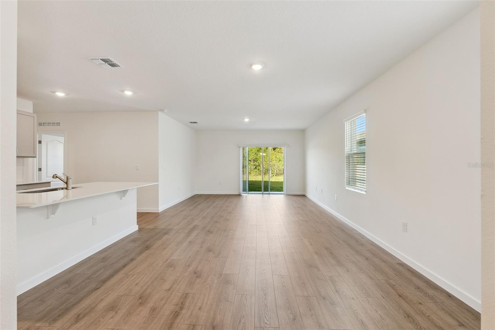 Image 8 of 29 For 2113 Walnut Creek Drive