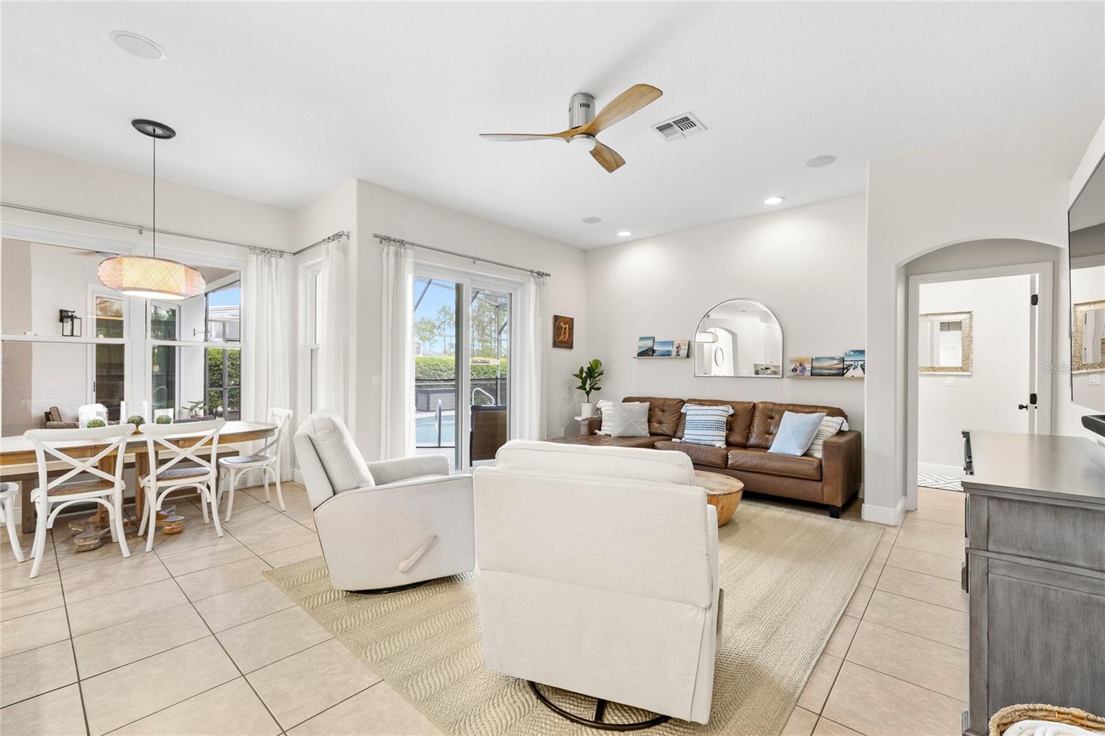 Image 26 of 62 For 710 Hampton Drive