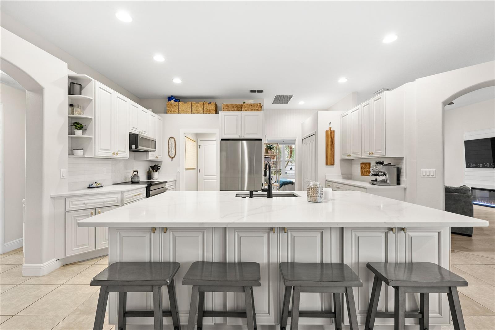 Image 29 of 62 For 710 Hampton Drive