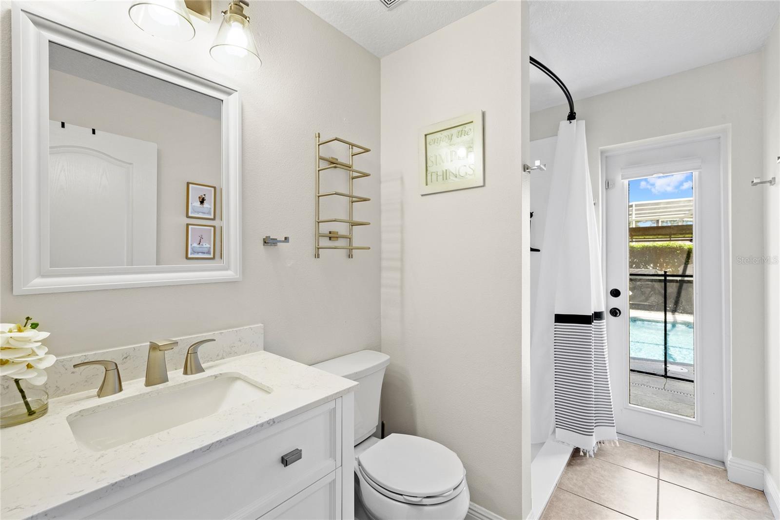 Image 38 of 62 For 710 Hampton Drive