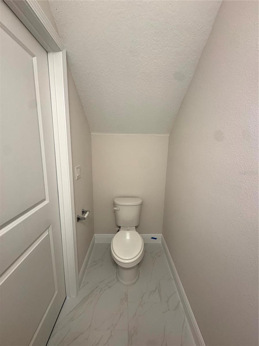 Image 6 of 20 For 1900 Sunshine Peak Dr Drive