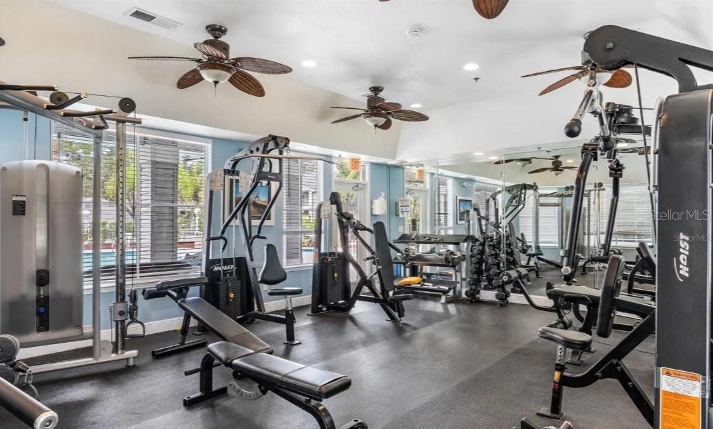 Image 19 of 22 For 2516 Grassy Point Drive 200