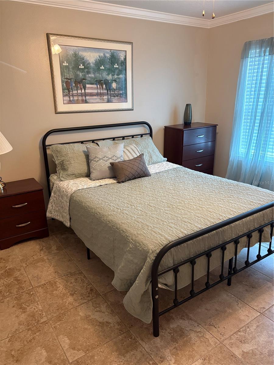 Image 9 of 22 For 2516 Grassy Point Drive 200