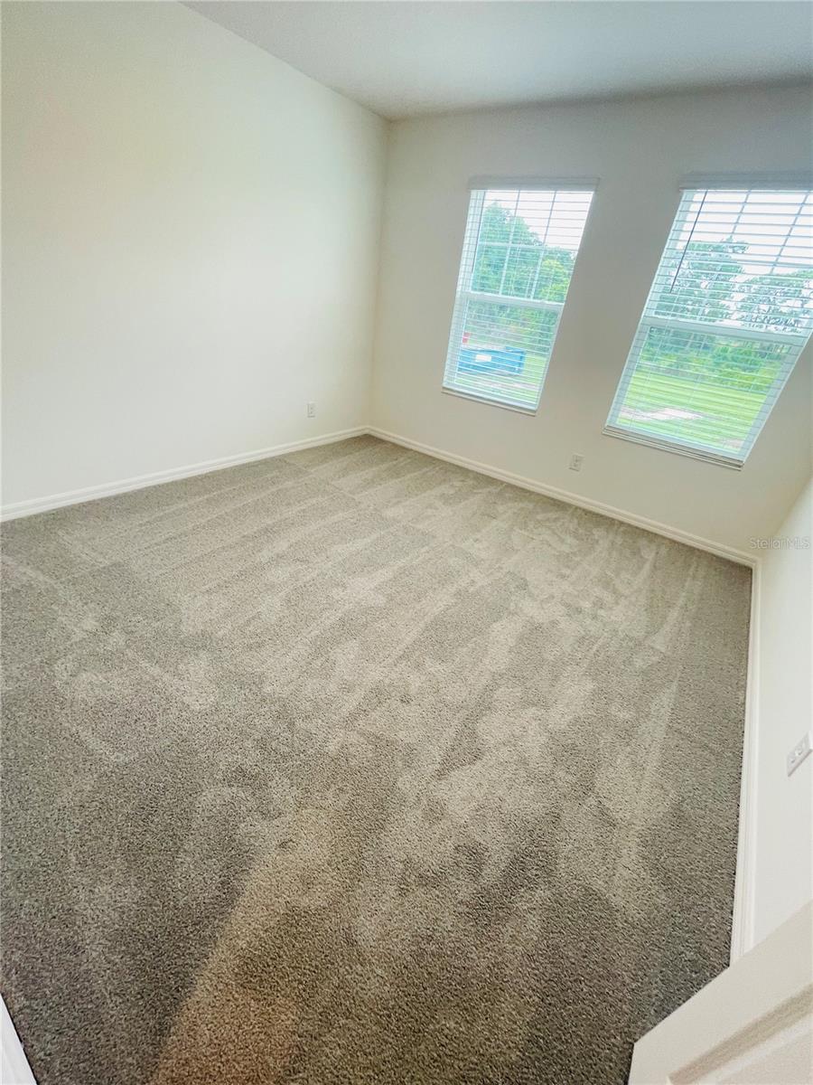 Image 13 of 20 For 180 Glass Onion Drive