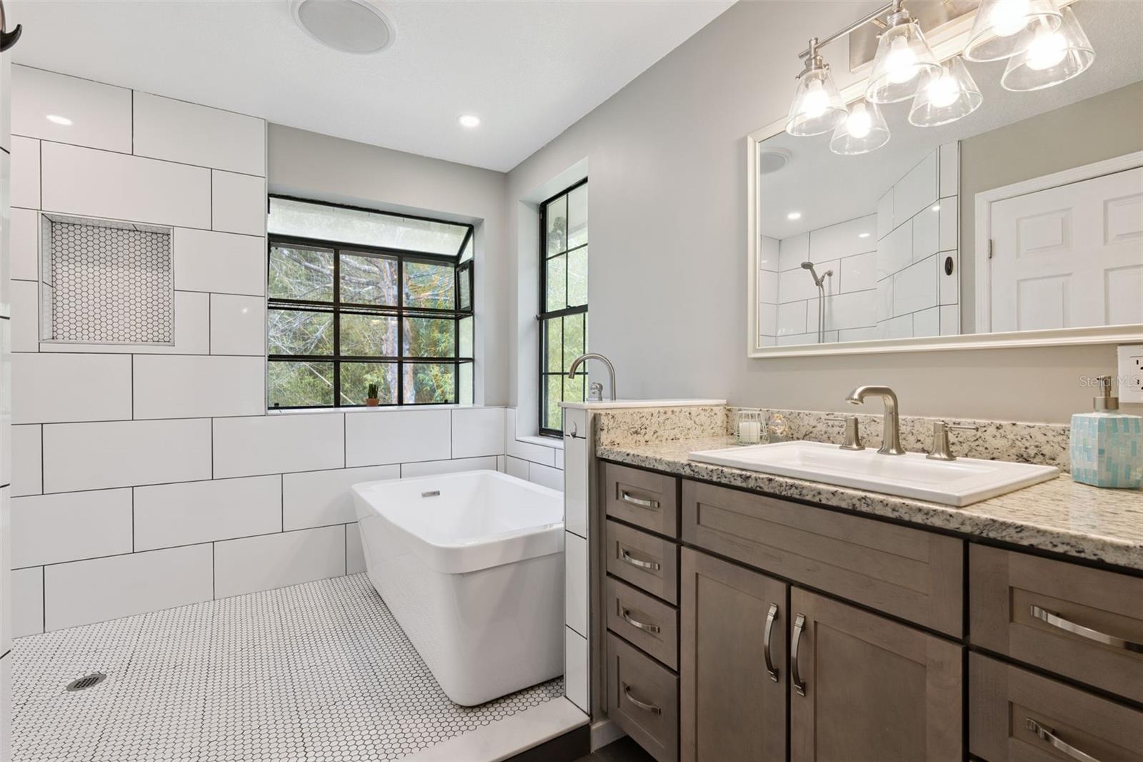 Image 24 of 56 For 156 Big Oak Bend