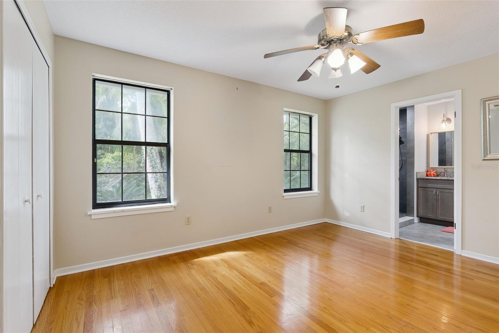 Image 30 of 56 For 156 Big Oak Bend