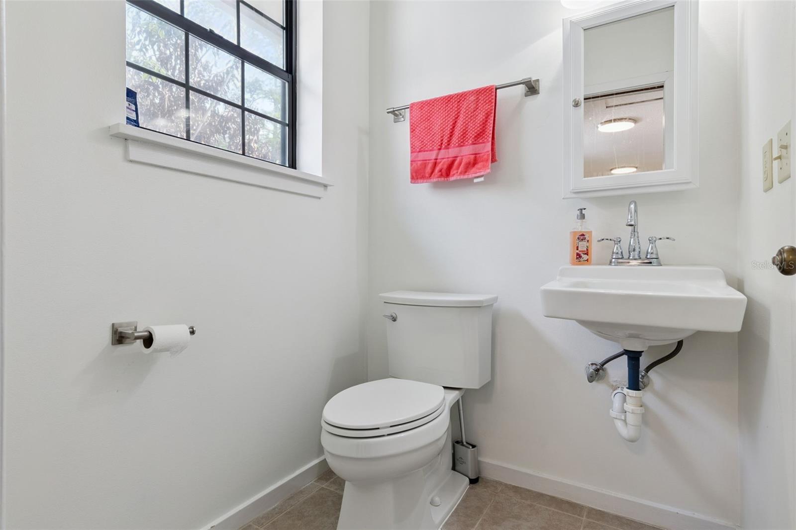 Image 35 of 56 For 156 Big Oak Bend