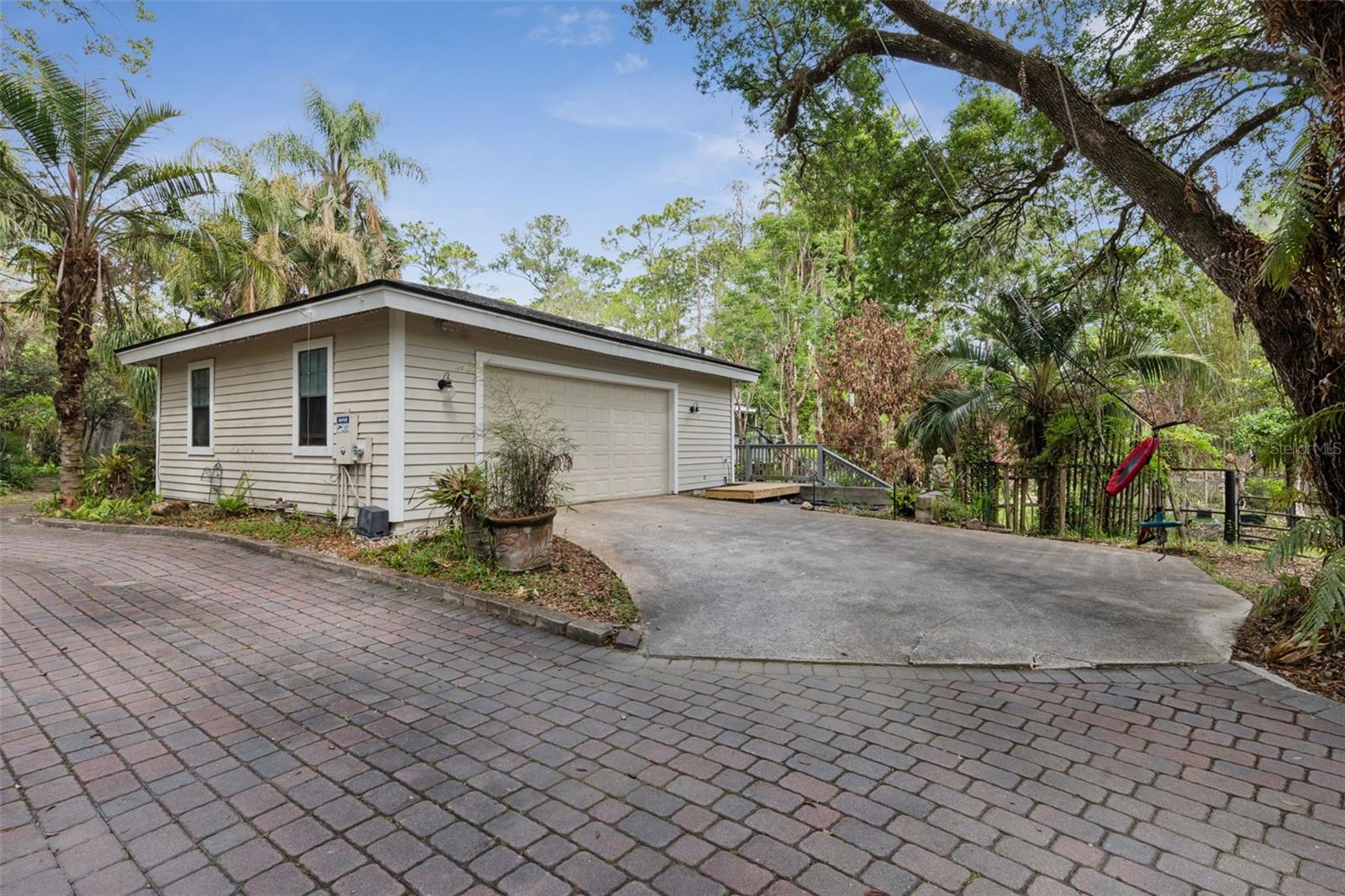 Image 7 of 56 For 156 Big Oak Bend