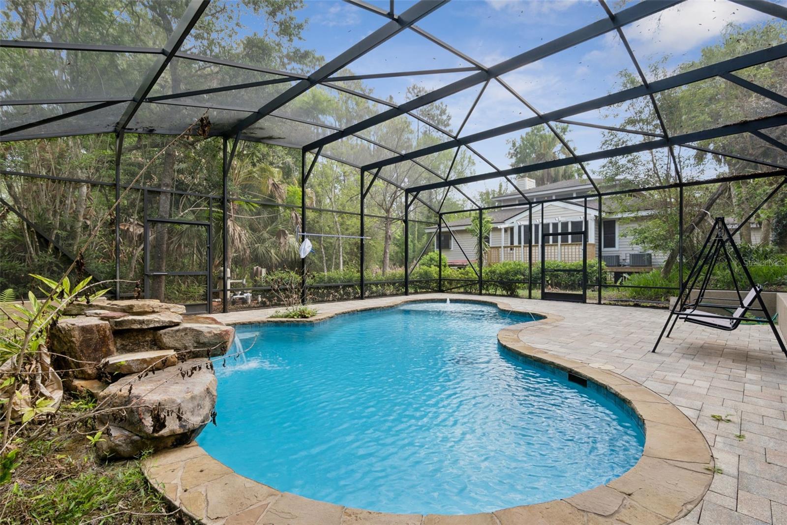 Image 8 of 56 For 156 Big Oak Bend