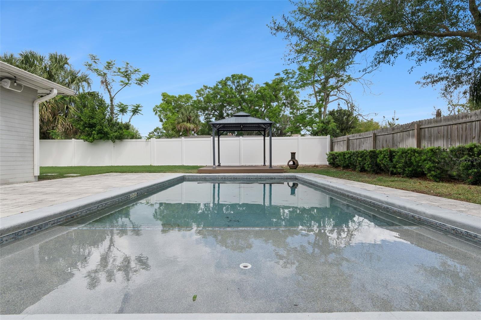 Image 31 of 43 For 2001 Gale Street