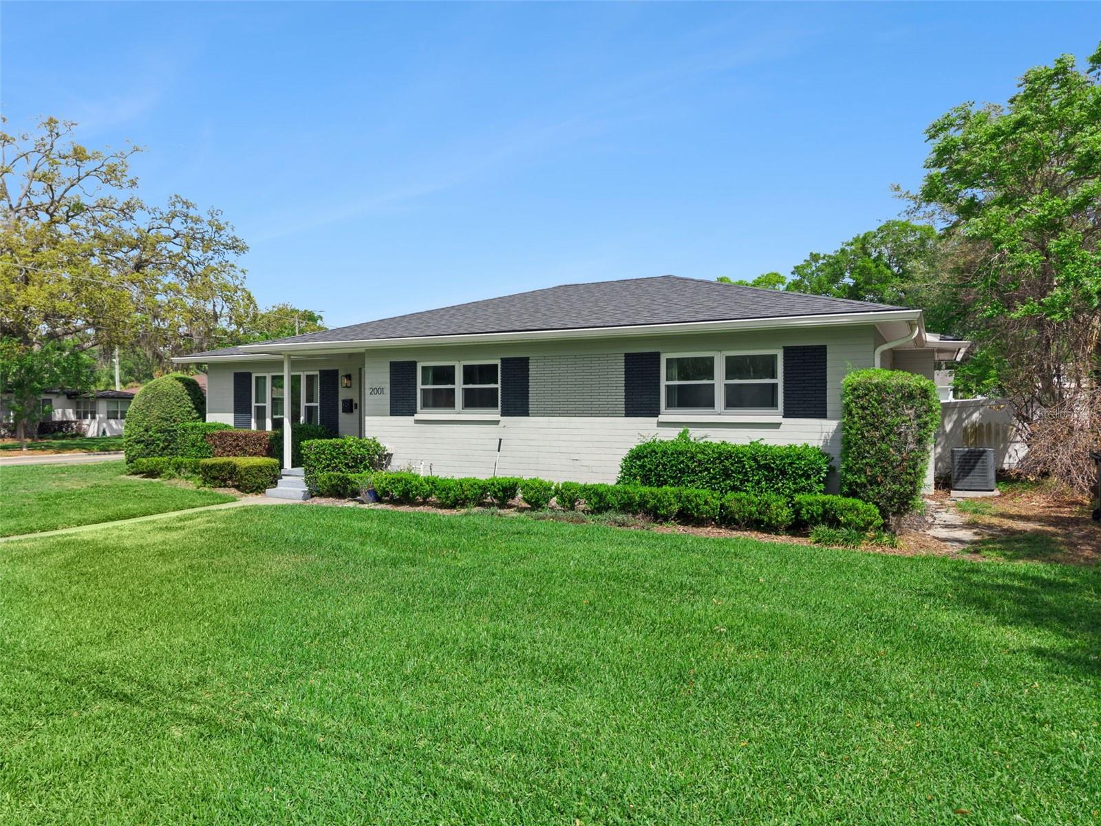 Image 35 of 43 For 2001 Gale Street