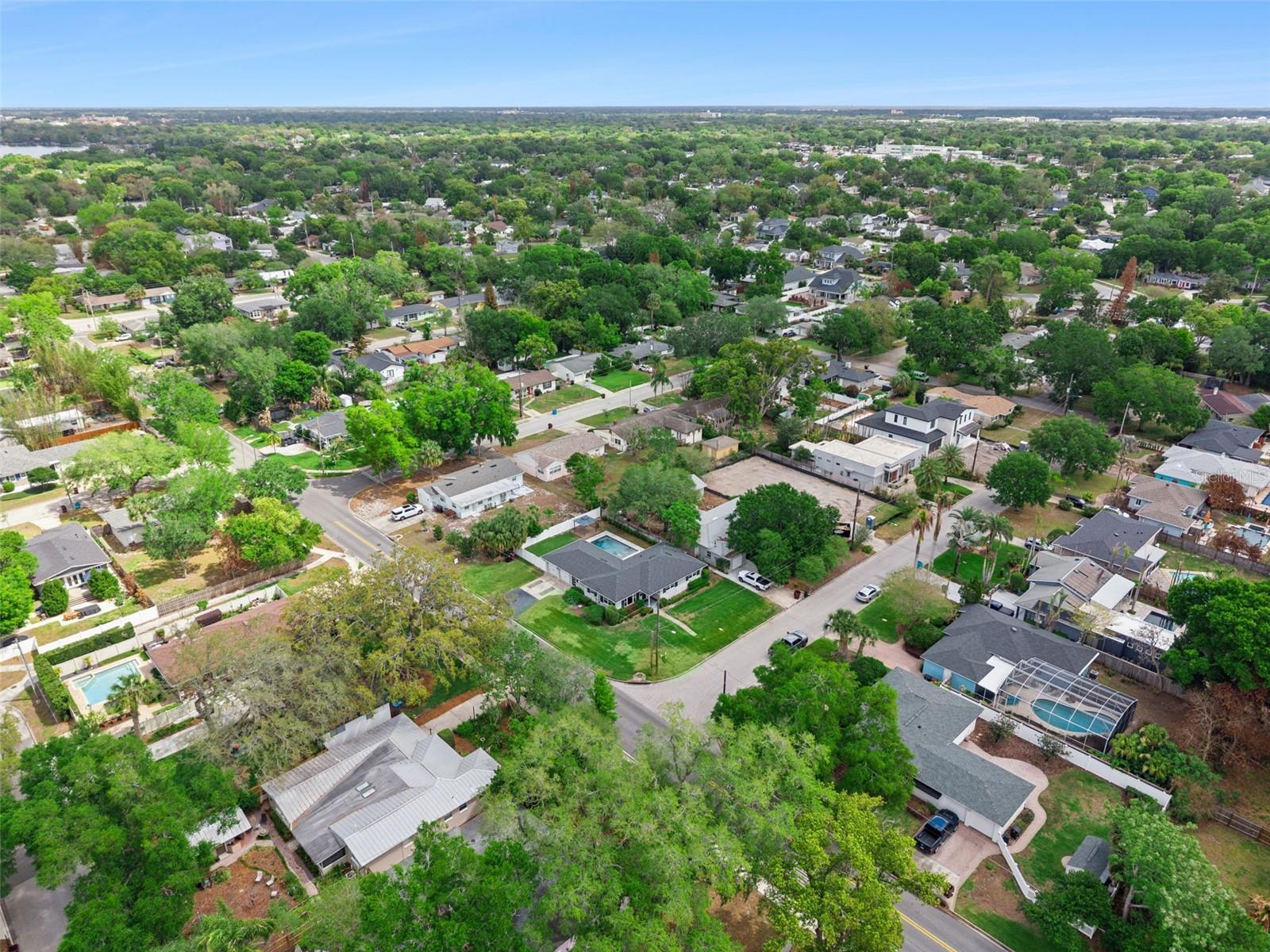 Image 40 of 43 For 2001 Gale Street