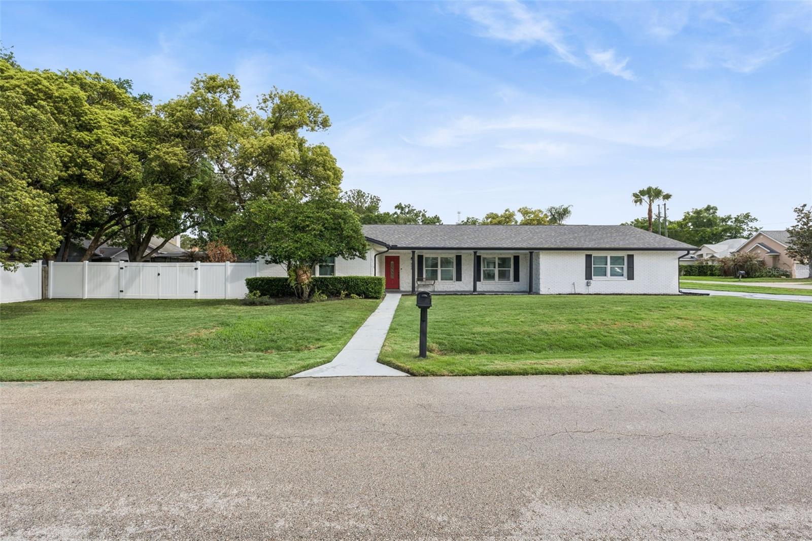 Image 2 of 55 For 884 Cutler Road