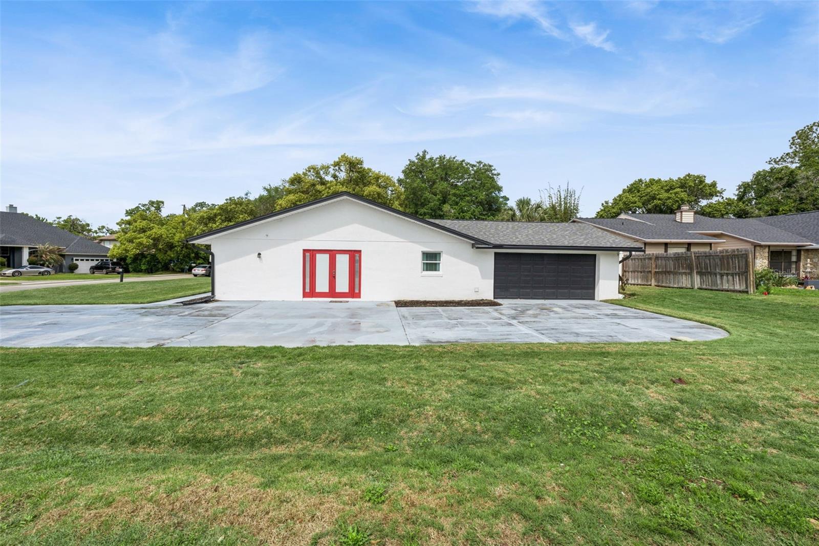 Image 42 of 55 For 884 Cutler Road