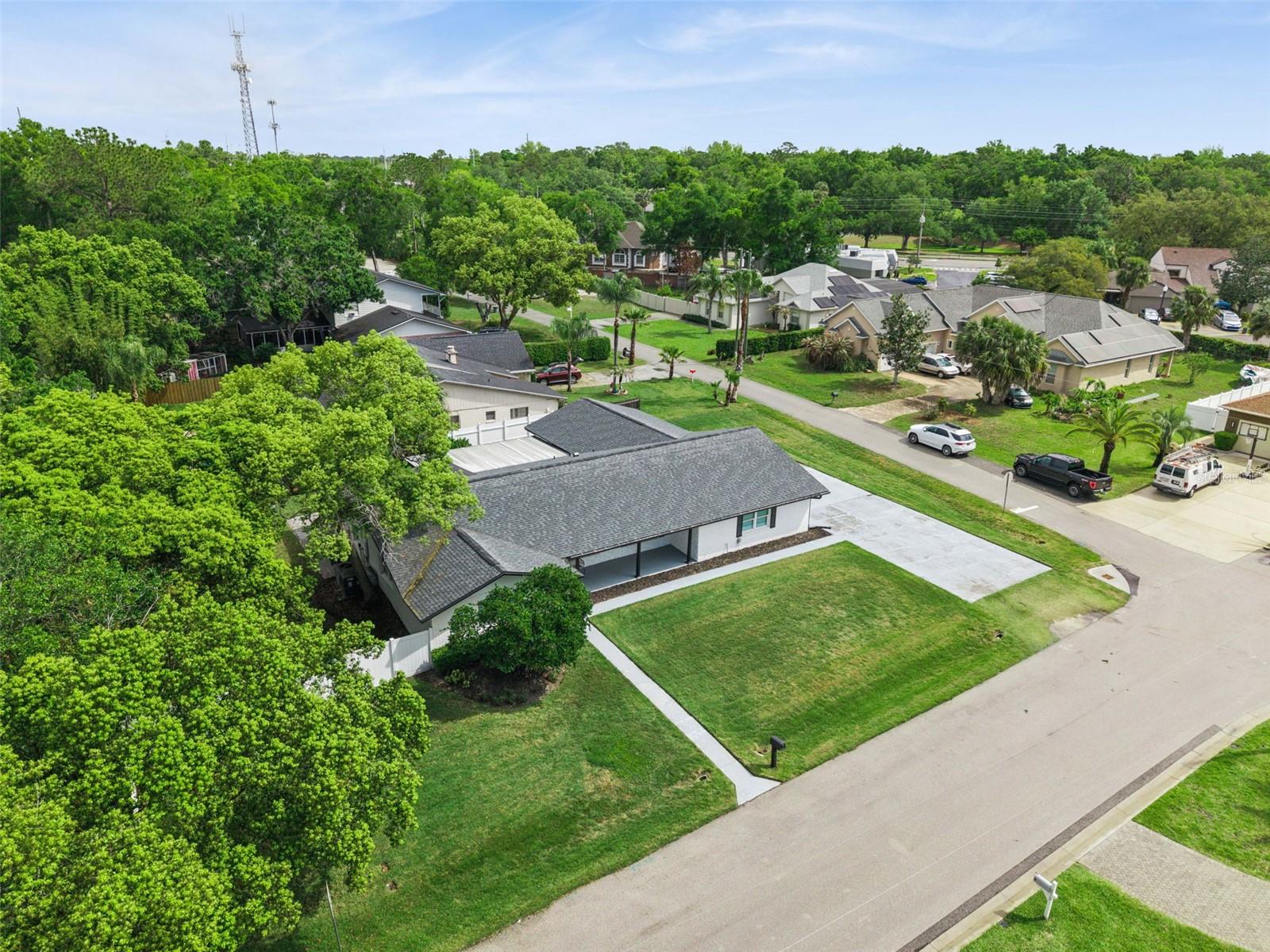 Image 51 of 55 For 884 Cutler Road