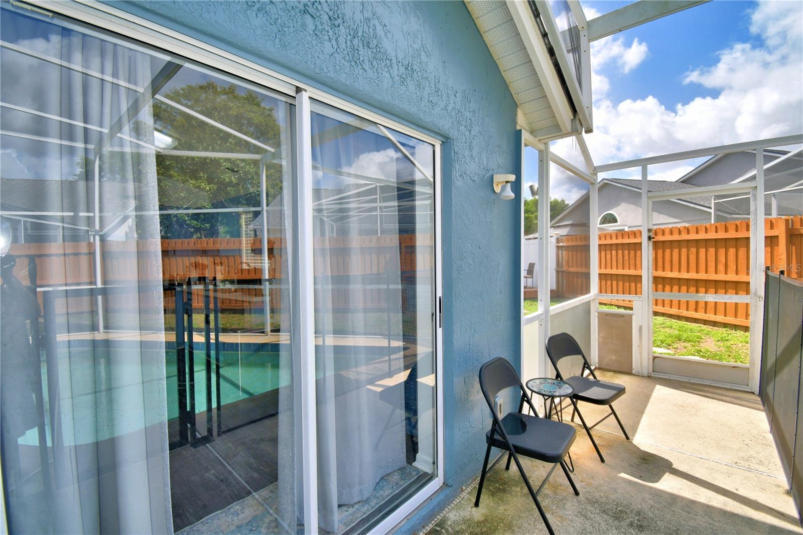 Image 47 of 65 For 2935 Dickens Circle