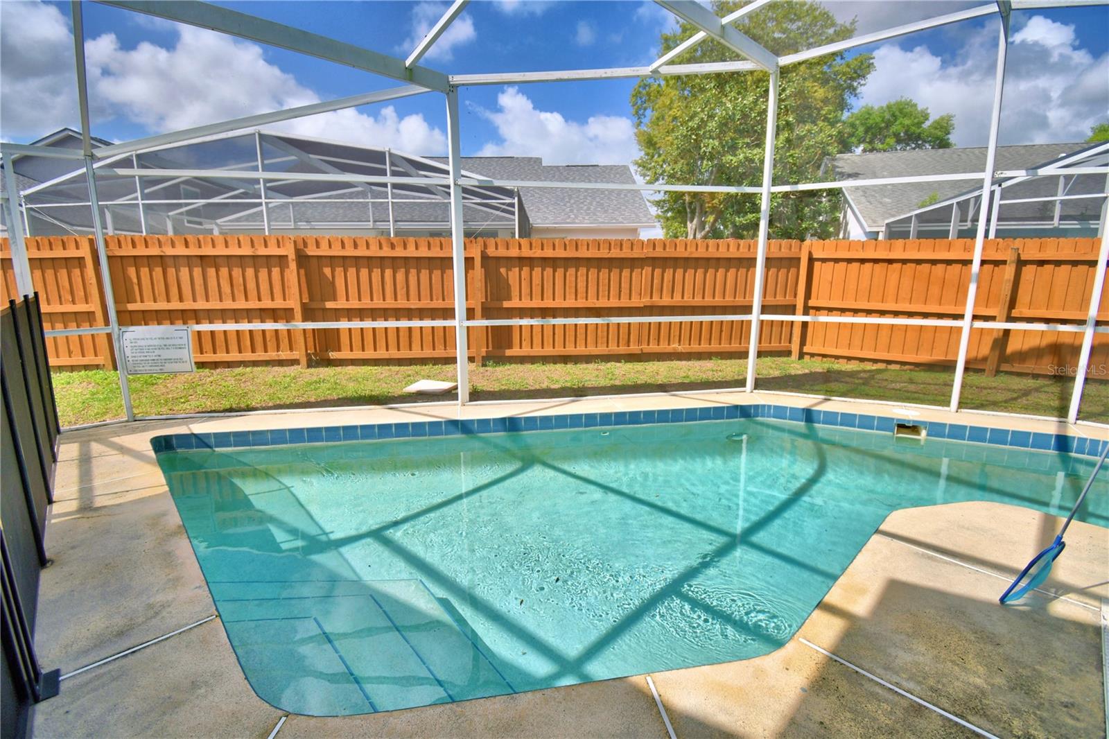 Image 52 of 65 For 2935 Dickens Circle