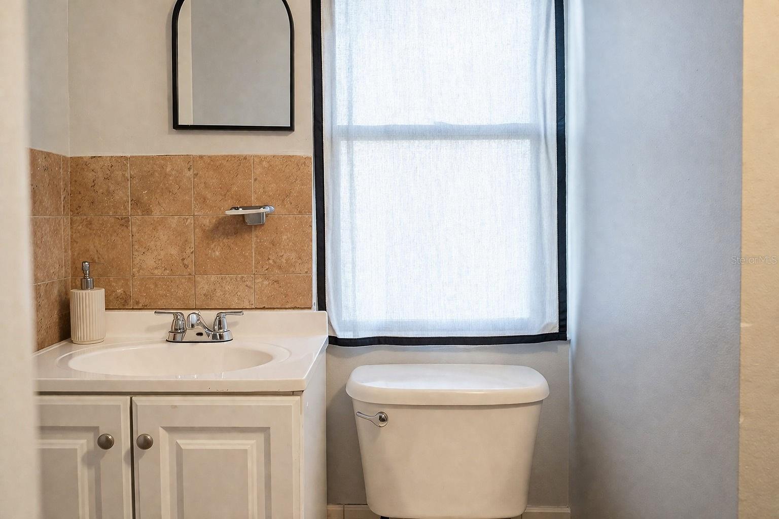 Listing photo id 10 for 473 Wurst Rd