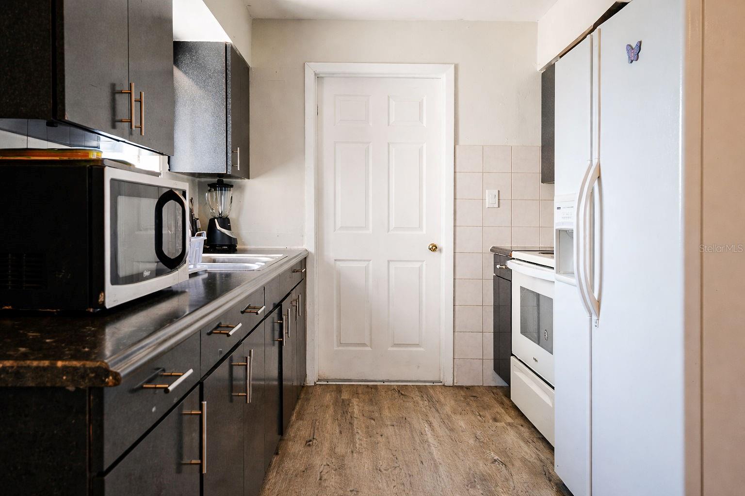 Listing photo id 3 for 473 Wurst Rd