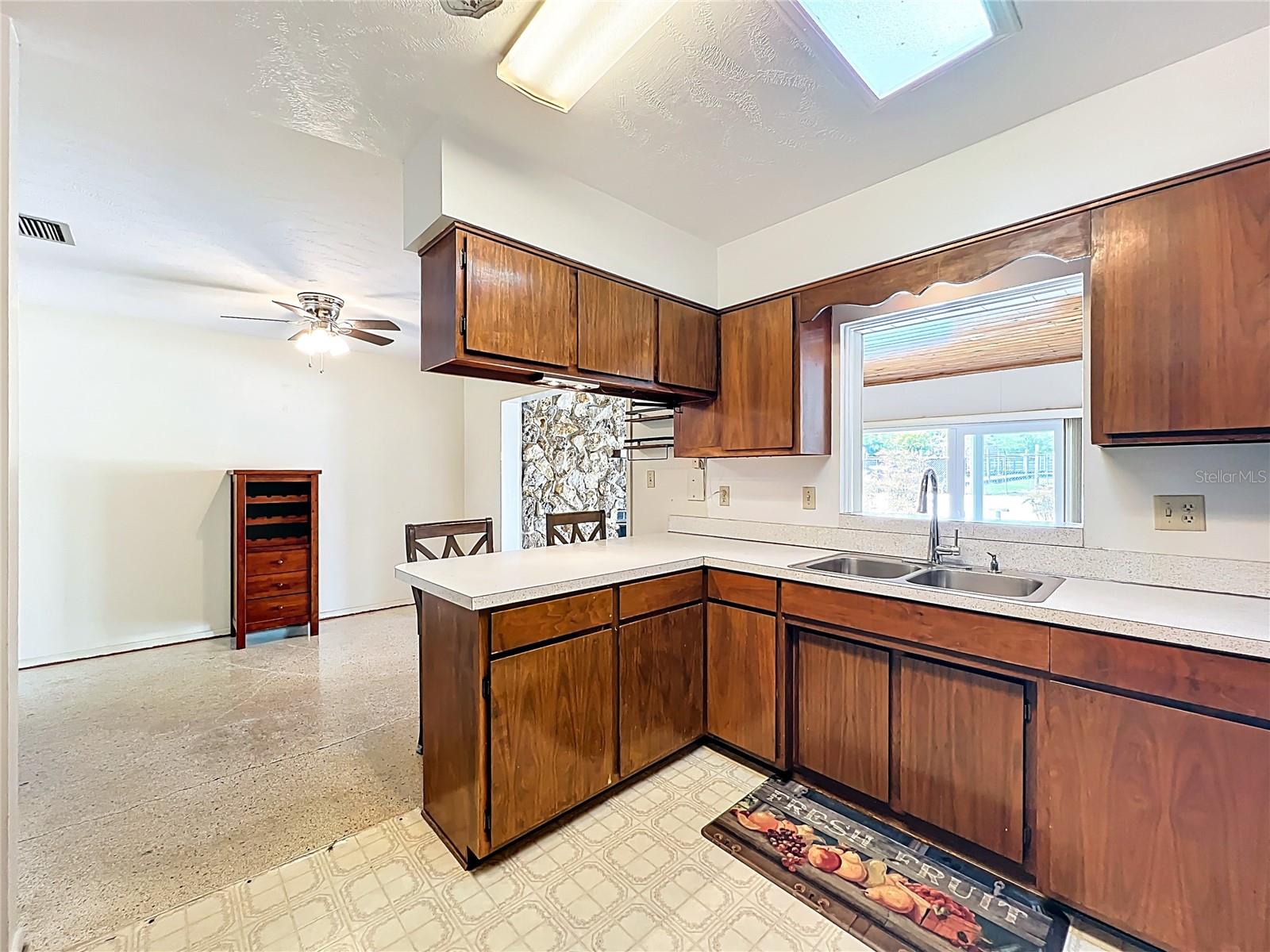 Image 26 of 71 For 395 Tangelo Drive