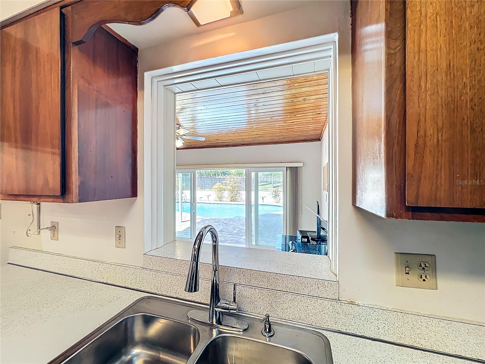 Image 28 of 71 For 395 Tangelo Drive