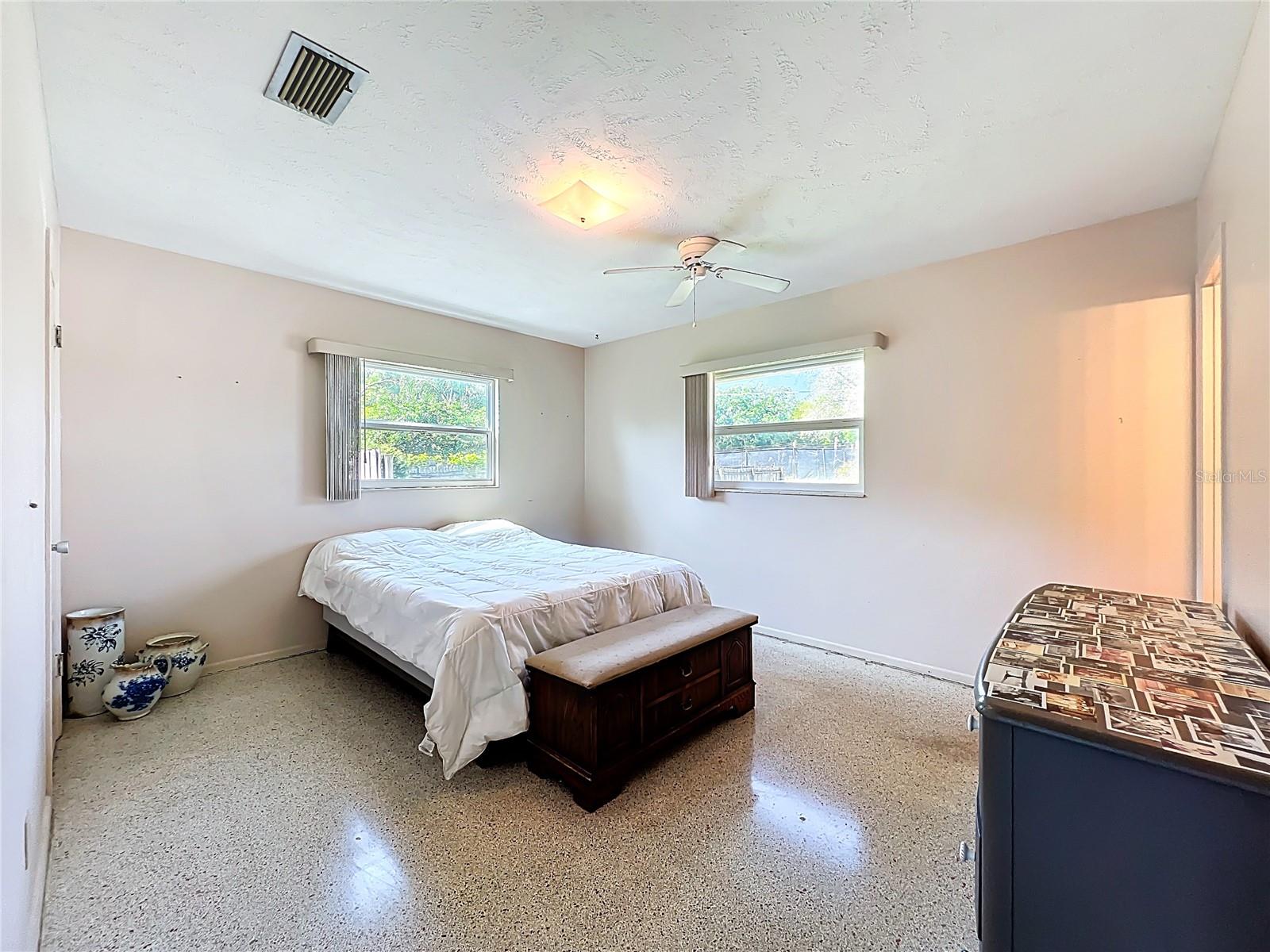 Image 33 of 71 For 395 Tangelo Drive