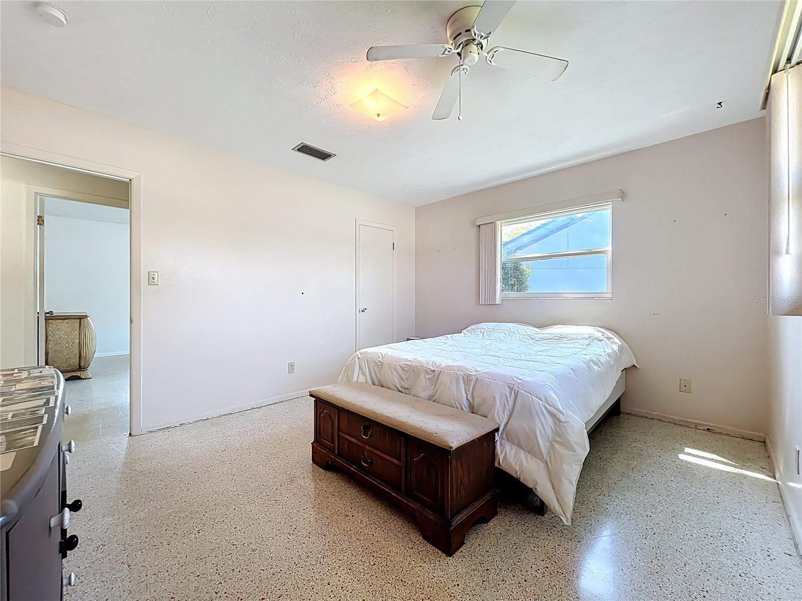 Image 34 of 71 For 395 Tangelo Drive