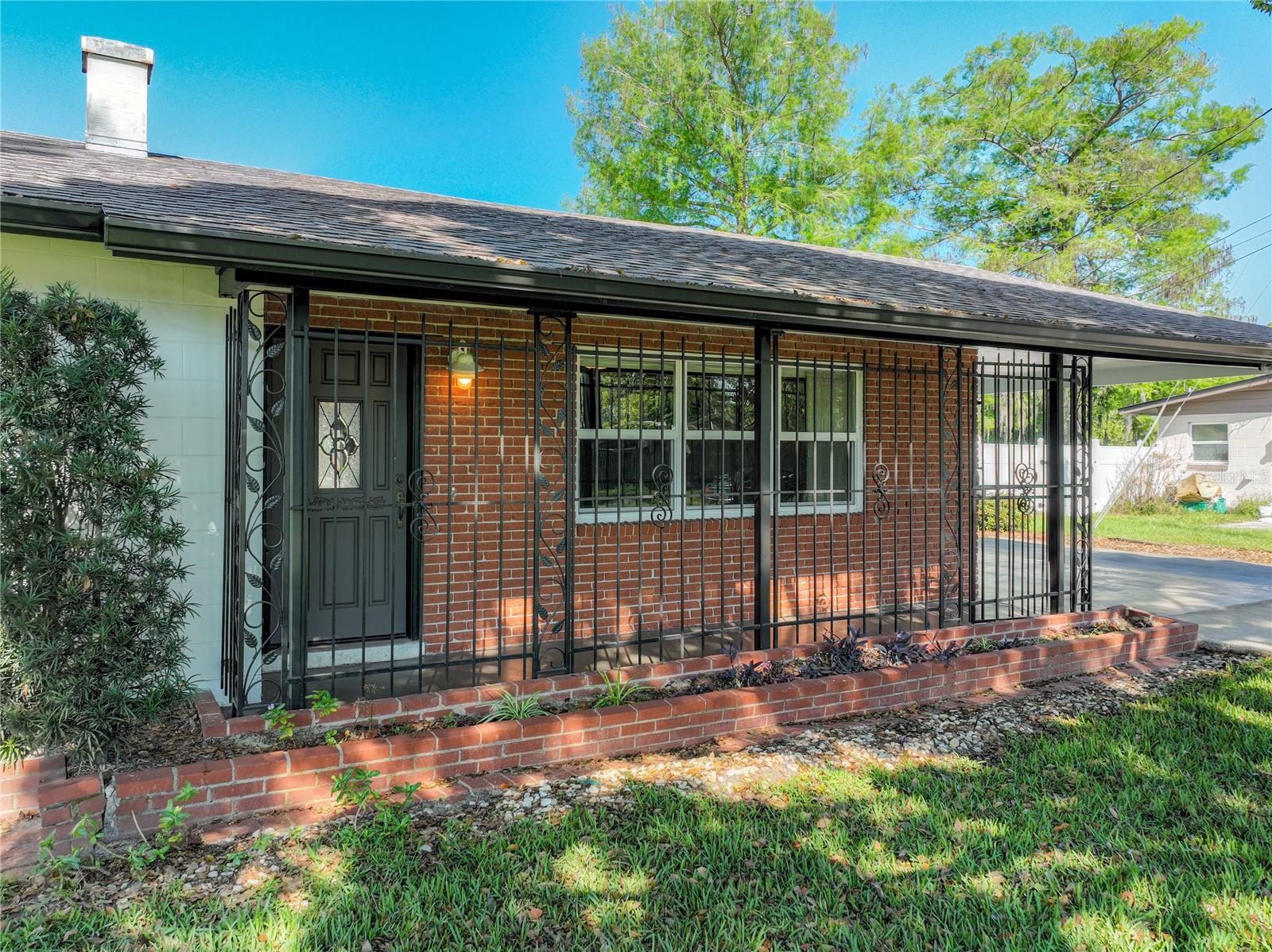 Image 8 of 71 For 395 Tangelo Drive