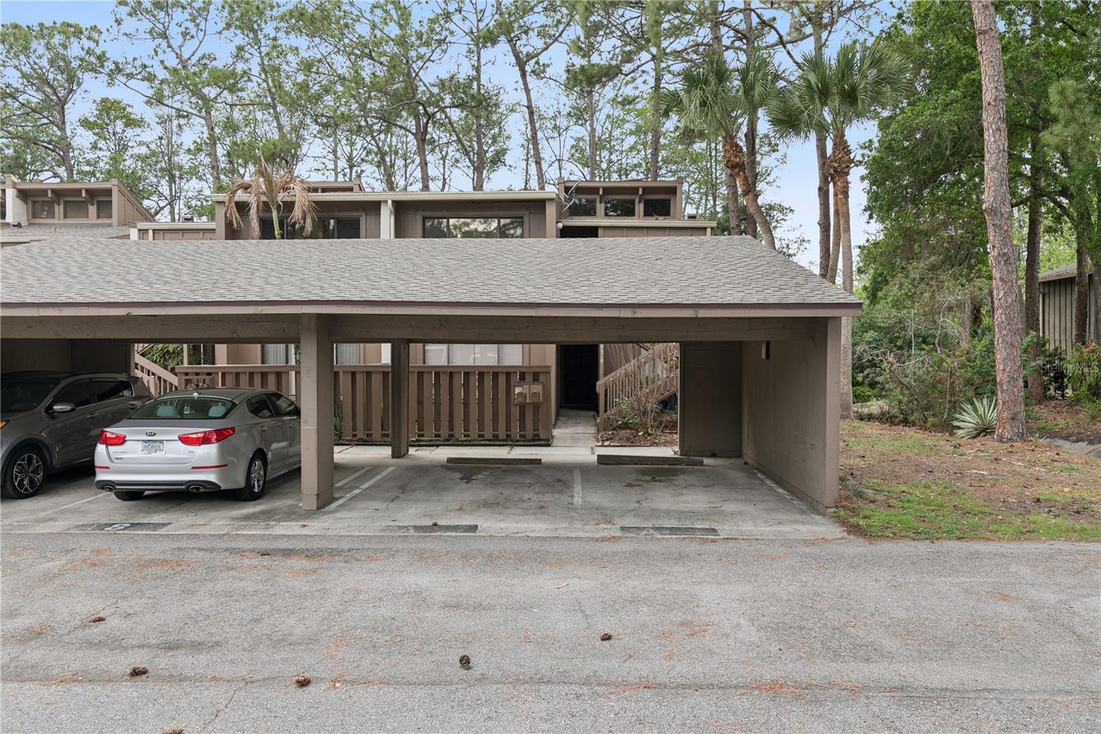 Image 32 of 44 For 5321 Indian Creek Drive D