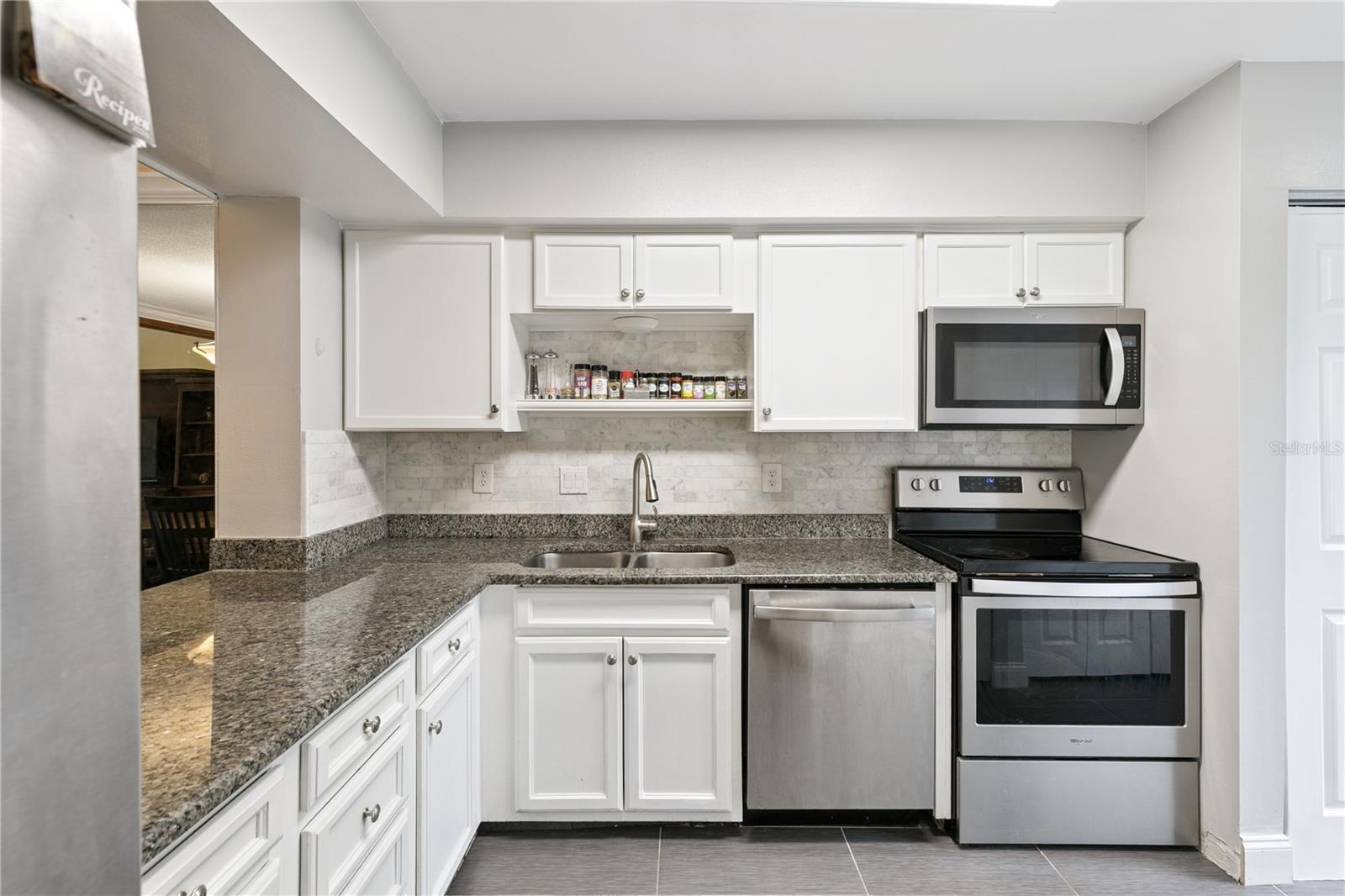 Image 6 of 44 For 5321 Indian Creek Drive D