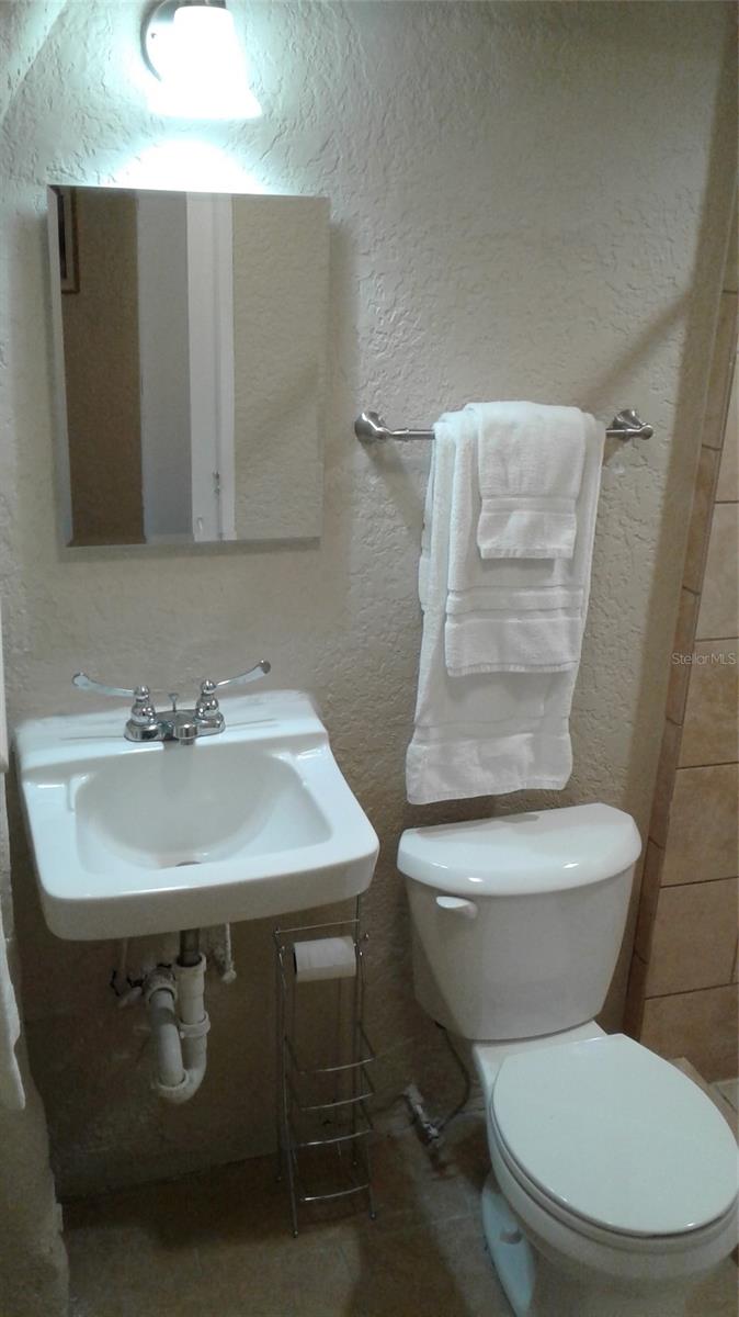 Image 6 of 9 For 2512 Musselwhite Avenue 3