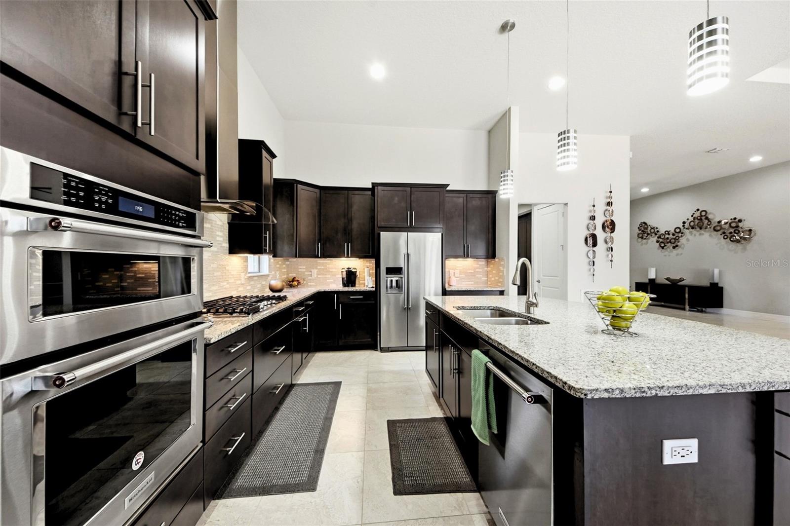 Image 18 of 46 For 10987 Lemon Lake Boulevard